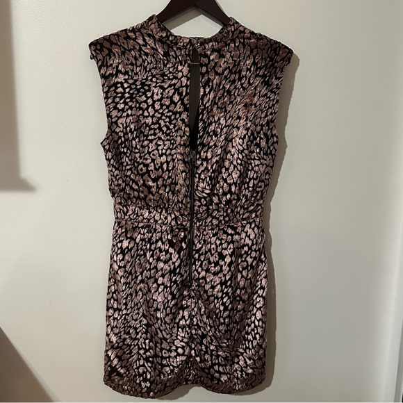 Walter Baker leopard dress. Size 8 - Picture 2 of 8